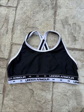 Under Armour Black Youth Large sports Bra